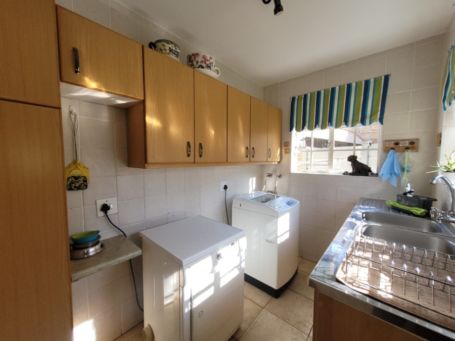 6 Bedroom Property for Sale in Orkney Park North West